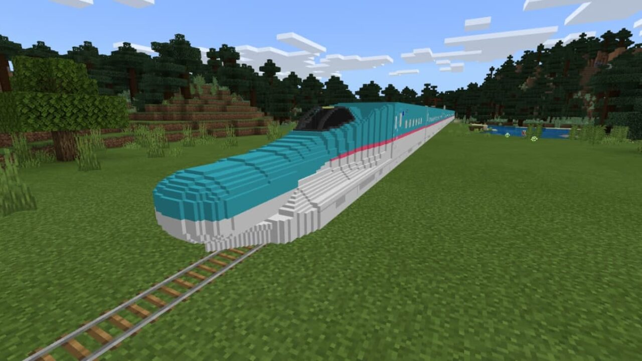 Длинный поезд в моде на поезд для Minecraft PE
